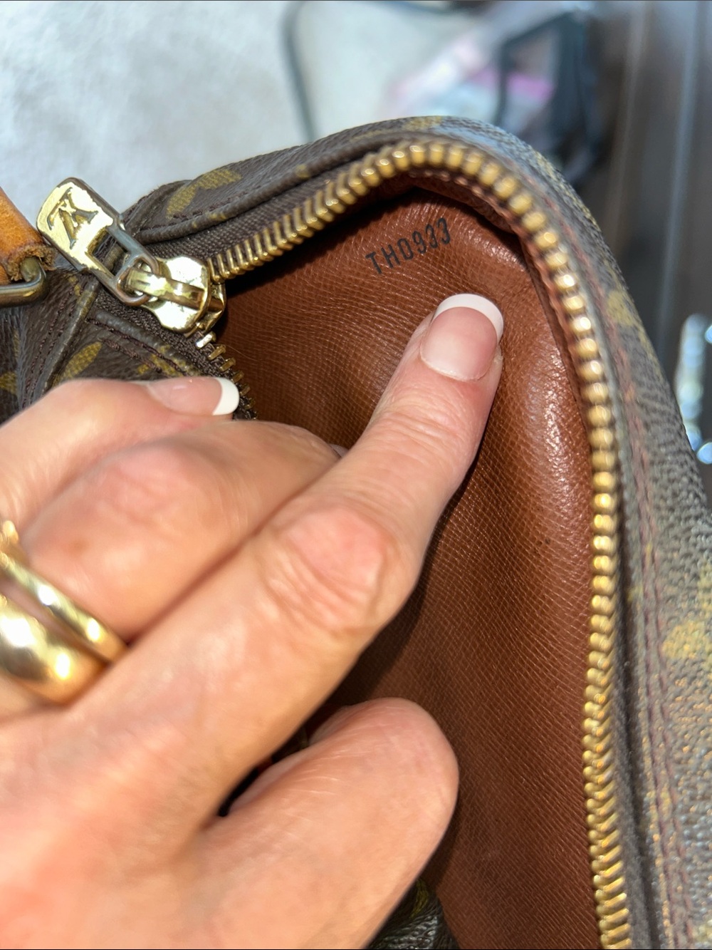 Louis Vuitton Monogram Brown Reporter Bag - Picture 9 of 16